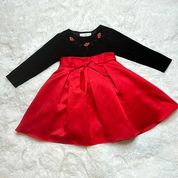 Rare edition, beautiful dress size 3T red and black with tiny roses - Picture 1 of 4